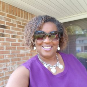 Meet your Posher, Janet